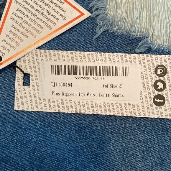 BOOHOO Blue Ripped High Waist Denim Shorts Plus Size 16 NWT - Picture 3 of 11